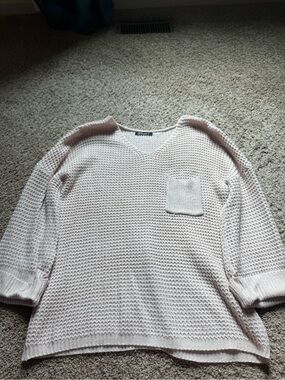 Simple Light Pink V-Neck Pocket Sweater